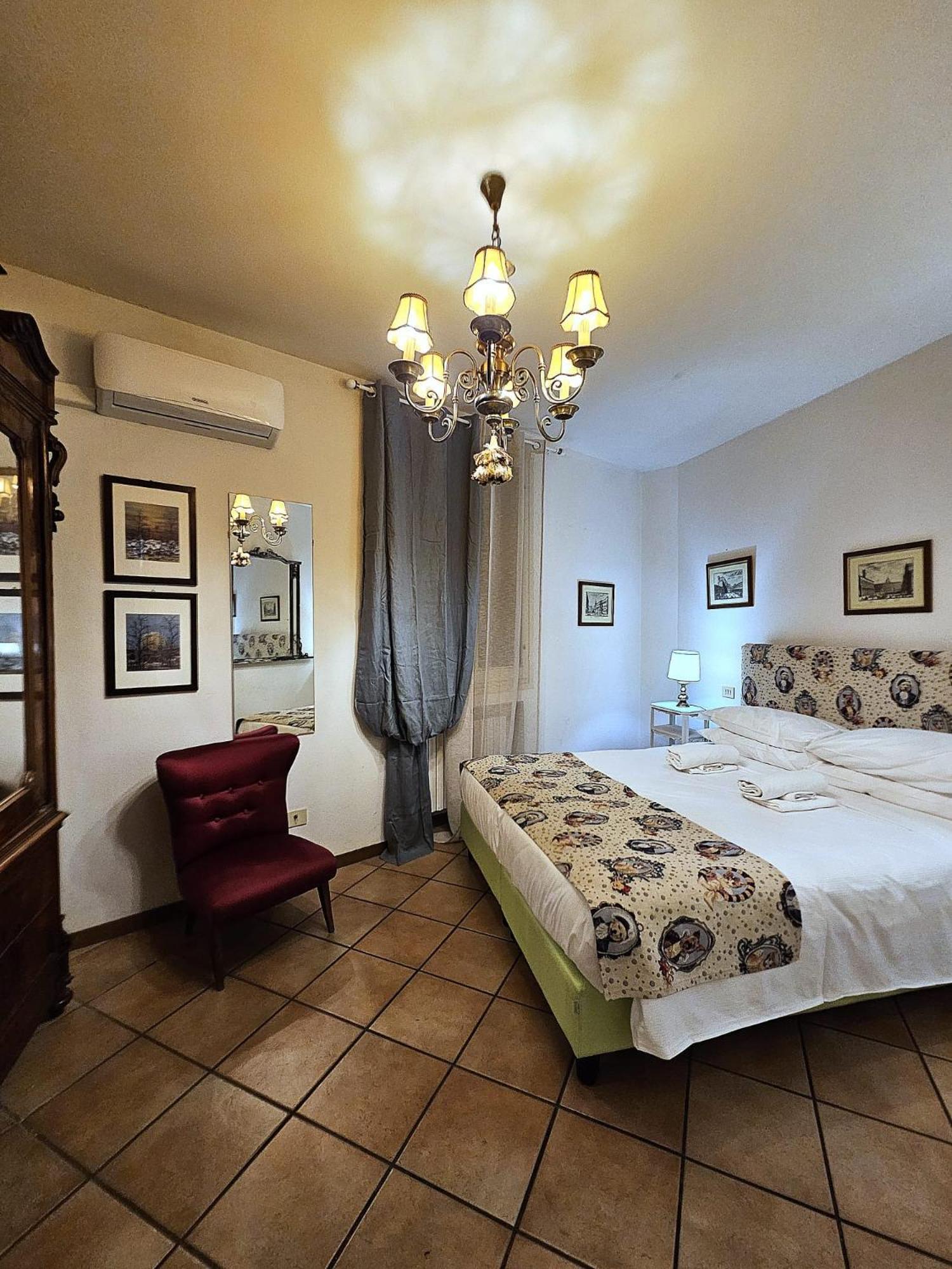 Bohemien Pop Casa Vacanze Aparthotel Bologna Esterno foto
